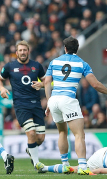 England beats Argentina 27-14 despite early sending-off